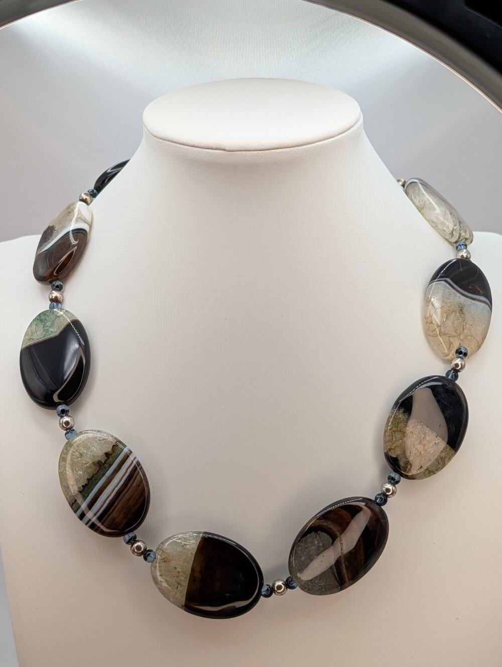 Large Oval Natural Agate Beaded Necklace With Magnetic Closer